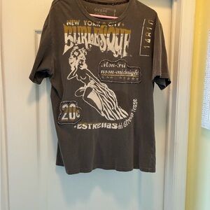 GUESS mens Graphic Tee in Brown with Vintage Print